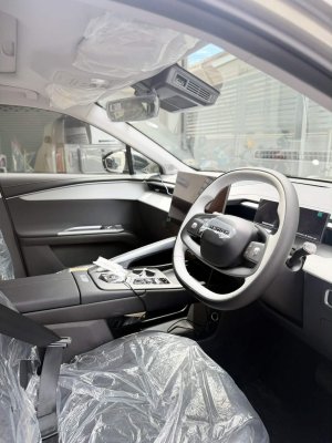 OMODA C5 ELECTRIC MAX + 422 KM NEDC SUNROOF 2026