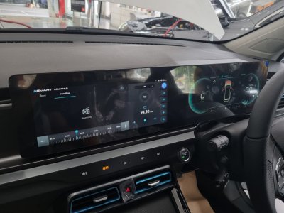 MG VS X Top model HEV HYBRID SUV 2023 Automatic sunroof Leather