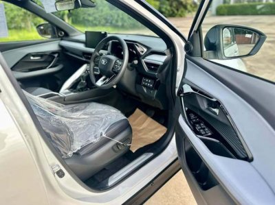 Toyota Cross 1,5 cc hev hybrid smart 2023-2024 automatic leather back camera