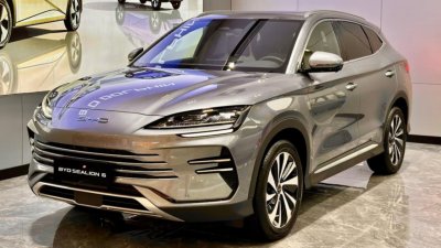 BYD Sealion 6 super hybrid Sun roof leather PHEV 2025-2026