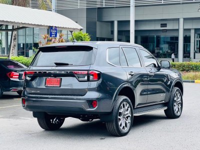 FORD EVEREST TITANIUM + 7 SEAT LEATHER SUNROOF AUTOMATIC 2025