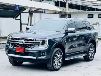 FORD EVEREST TITANIUM + 7 SEAT LEATHER SUNROOF AUTOMATIC 2025