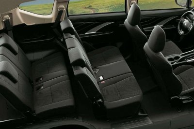 MITSUBISHI XPANDER GT Top model leather 2022-2023 7 SEAT 1,5 L AUTOMATIC