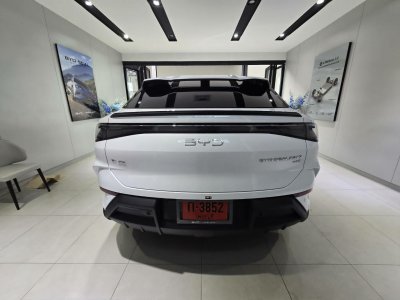 BYD SEALION 7 ELECTRIC RWD PREMIUM 567 KM NEDC GLASSROOF 2026