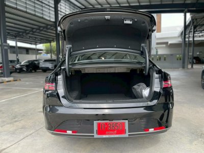 BYD SEAL 5 DM-i super hybrid PHEV 2026 automatic back camera screen